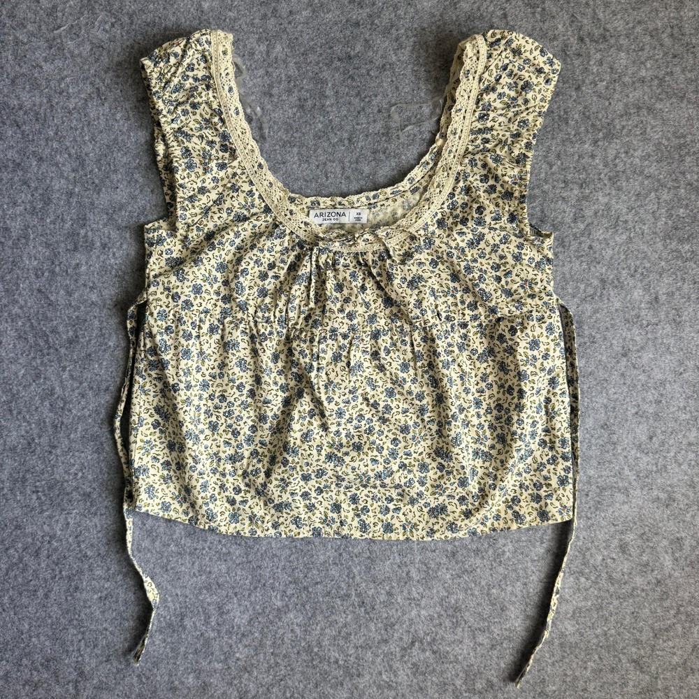 Arizona Jean Co Babydoll Top XS Floral Lace Trim Blue Cream Sleeveless Blouse